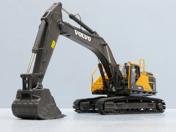 MOTORART 1:50 Масштаб VOLVO EC480E гидравлический экскаватор инженерное оборудование литья под давлением игрушечная модель для сбора, украшения - Цвет: Цвет: желтый