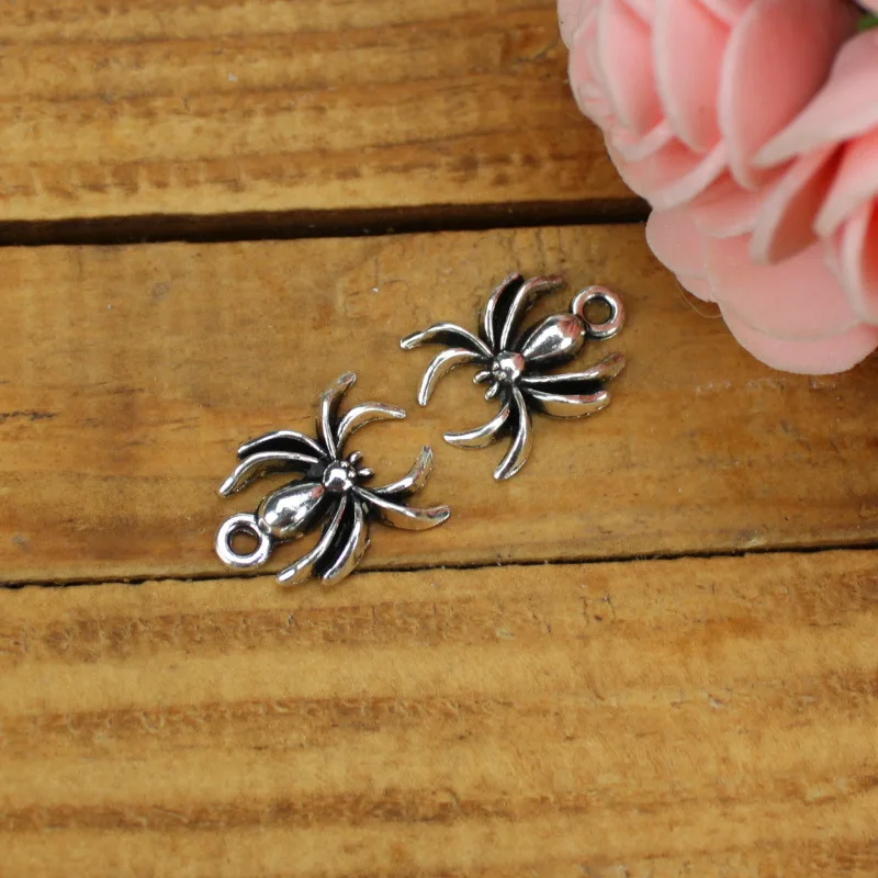

100pcs/lot Metal Charms for Jewelry DIY Making Antique silver color bronze Plated spider pendant for bracelet jewelry making