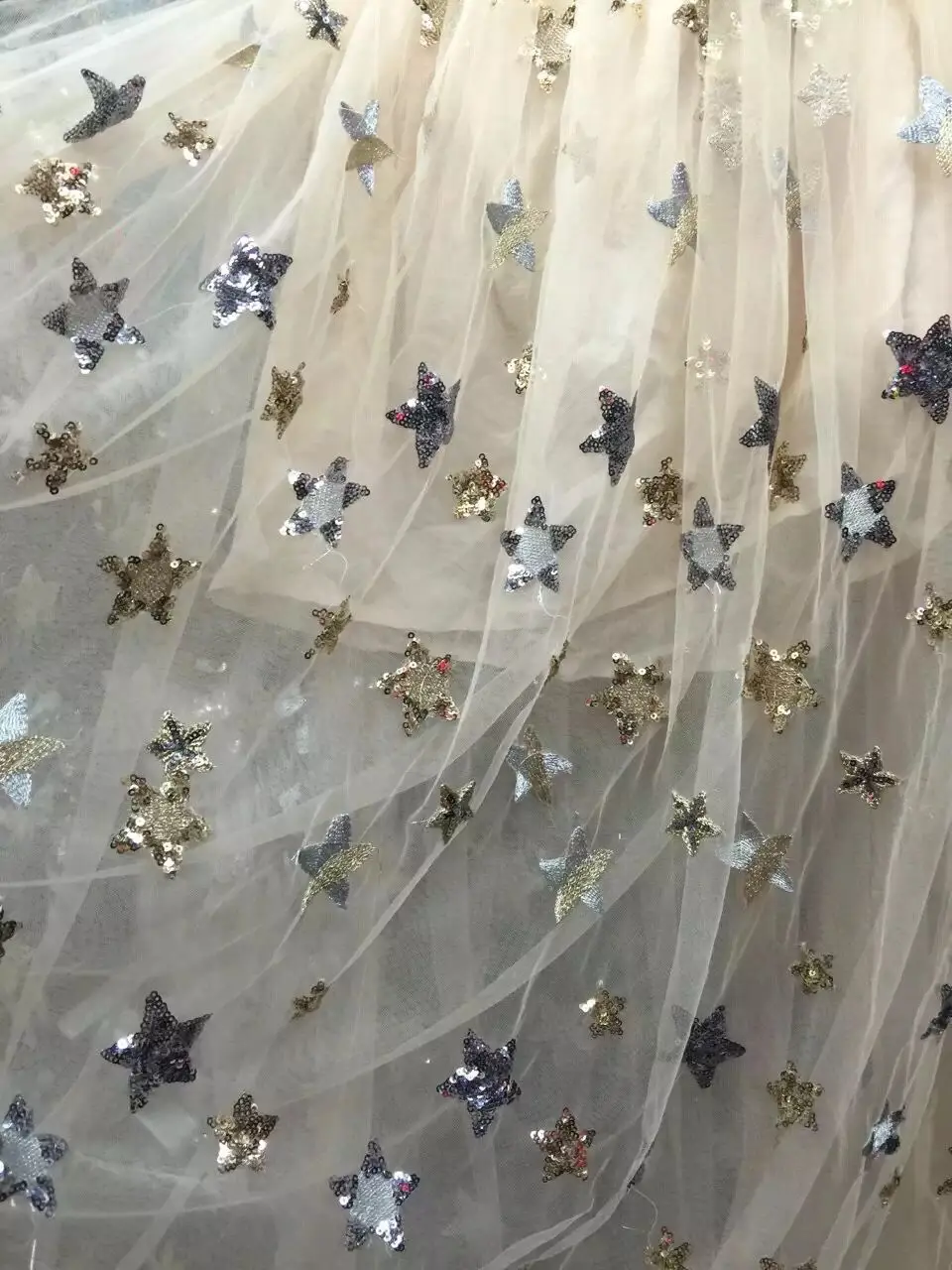 В наличии 5 ярдов блестящая Звезда вышивка эластичная сетчатая кружевная ткань