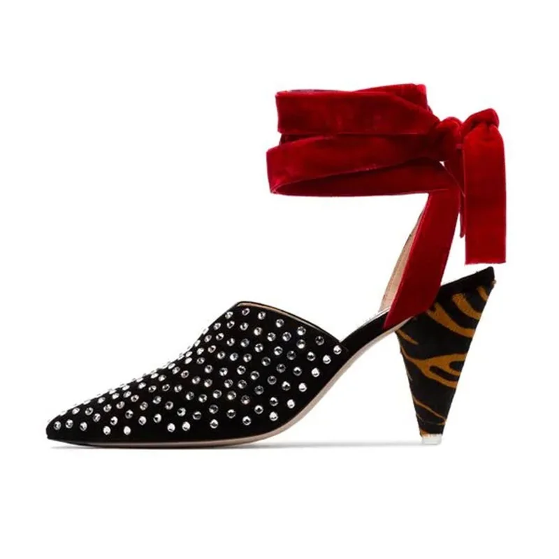 Женские туфли из натуральной кожи с заклепками и ремешком на щиколотке|Женские