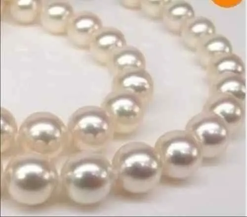 Женское свадебное ювелирное изделие изысканное очаровательное классическое