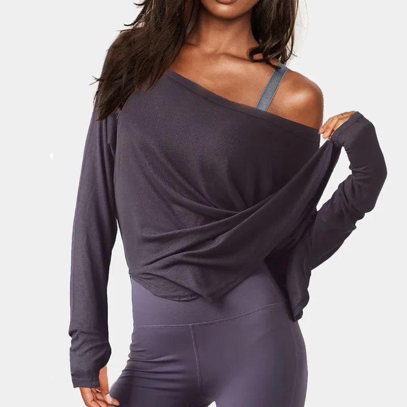 Весенняя футболка для фитнеса в европейском поп стиле с открытыми плечами