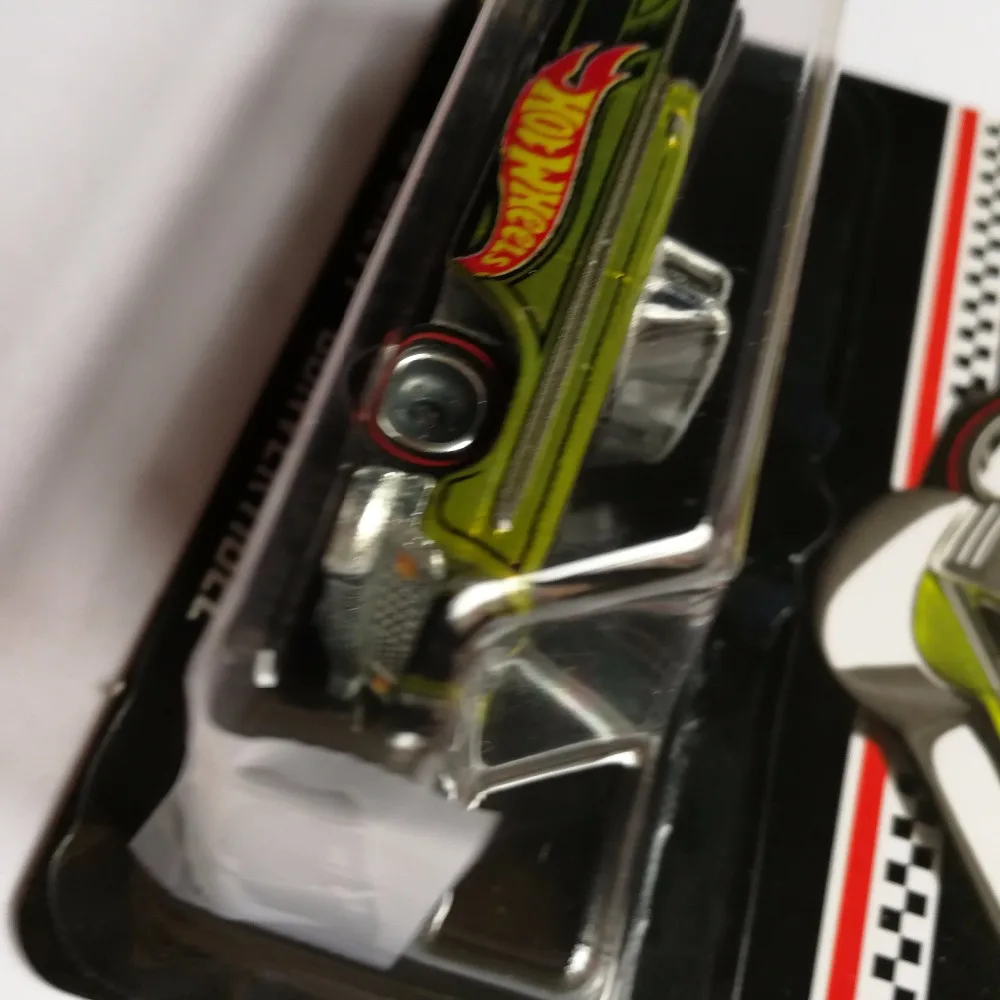 Hot Wheels 2017 Коллекционная версия 56 CHEVY CONVERTIBLE 1/64 металлический литой автомобиль