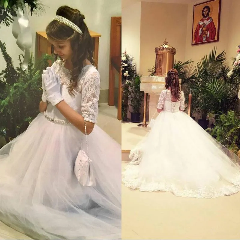 

Latest 2021 White Holy Communion Dresses For Girls Lace Tulle Half Sleeve Pearls Sash Appliqued Flower Girl Dresses Pageant Gown