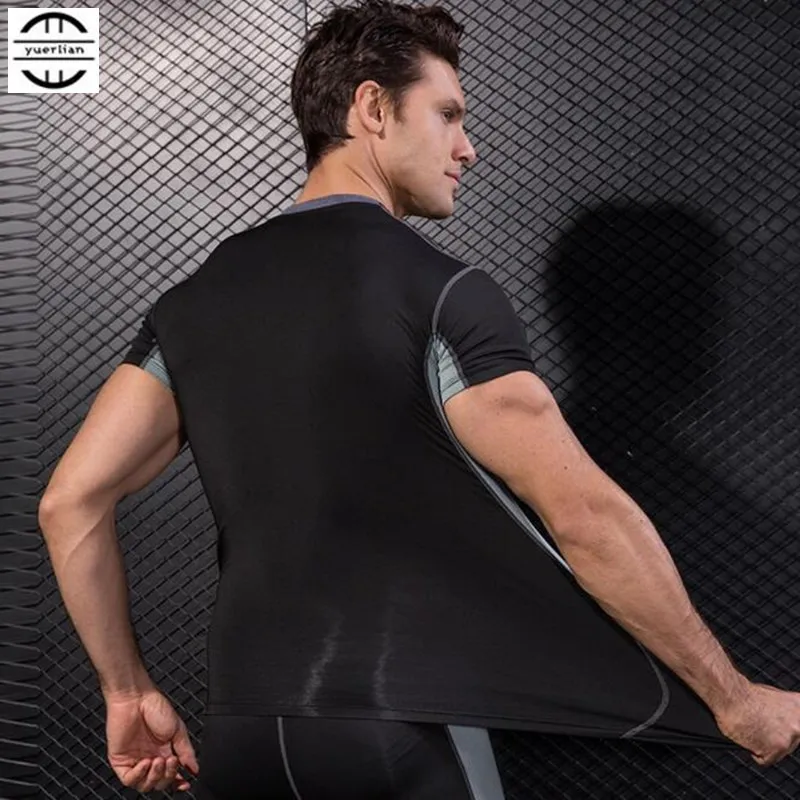 

200pcs Men Pro Compression 3D Tight T-shirt,Cool High Elastic Quick-drying Wicking Sporting Fitness Short Sleeve Shirts Shapers