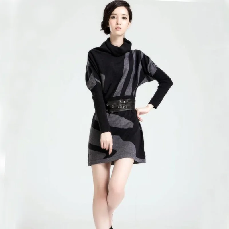 Женское трикотажное платье с высоким воротником длинное платье-свитер в полоску