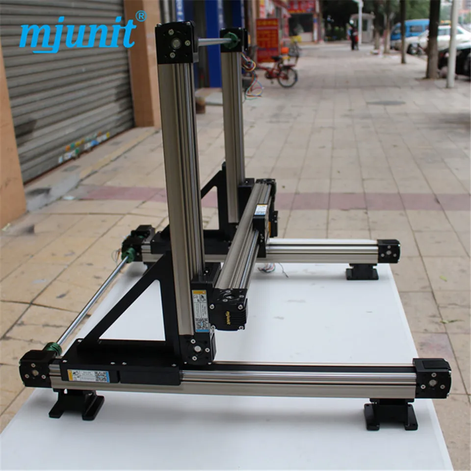 3 осевой фрезерный станок с ЧПУ квадратной направляющей высокоточный по дереву