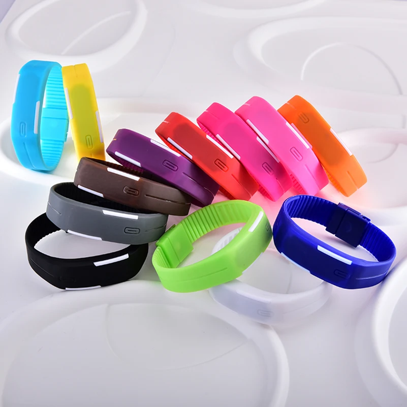 Светодиодсветодиодный цифровые часы Wo мужские с цветным браслетом спортивные