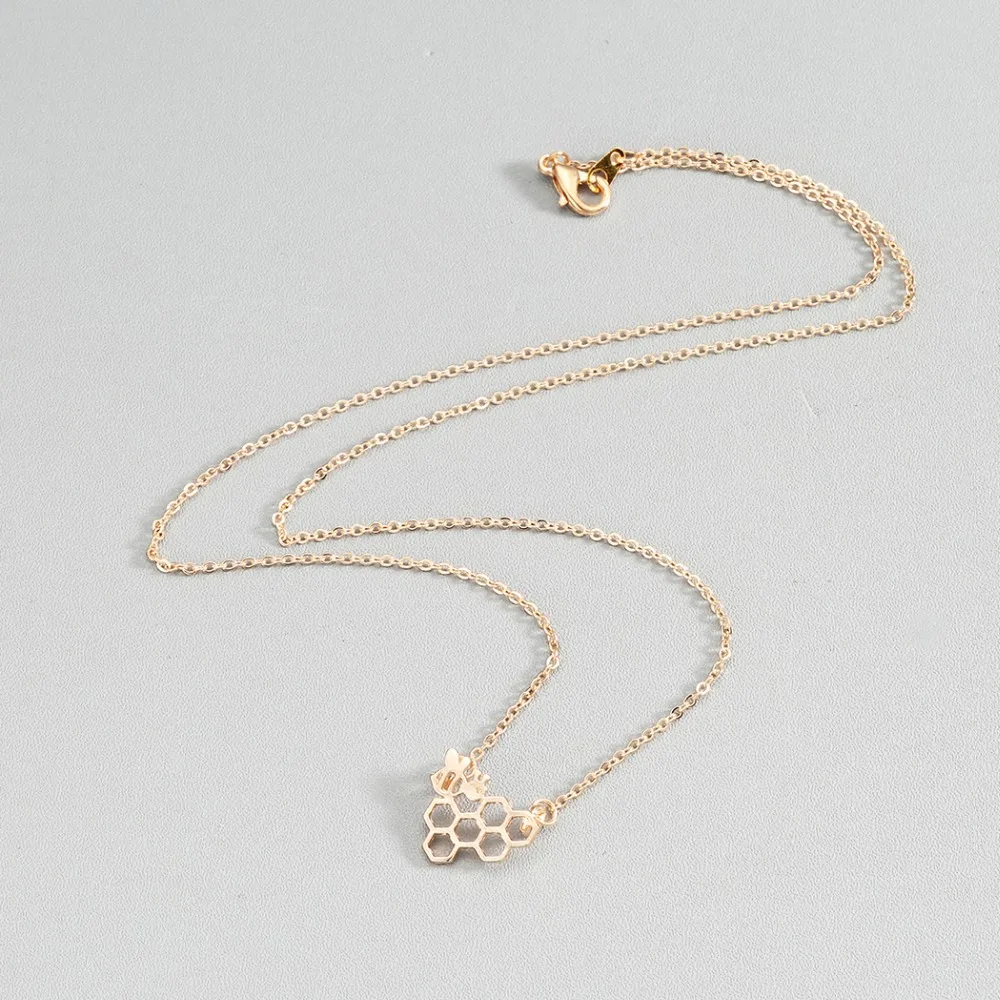 Kinitial Fashion Animal Charm Bee Necklaces for Women Girl Honeycomb Pendant Choker Necklace Statement Jewelry Prom Gift | Украшения и