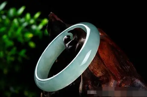 Selling Jewelry&gt&gt&gtNatural Jadeite Bracelet The width is about 12mm-17mm the diameter of 52mm-66mm | Украшения и аксессуары