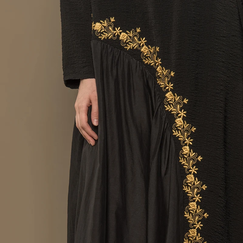 Женское платье с вышивкой винтажное однотонное круглым вырезом и длинными