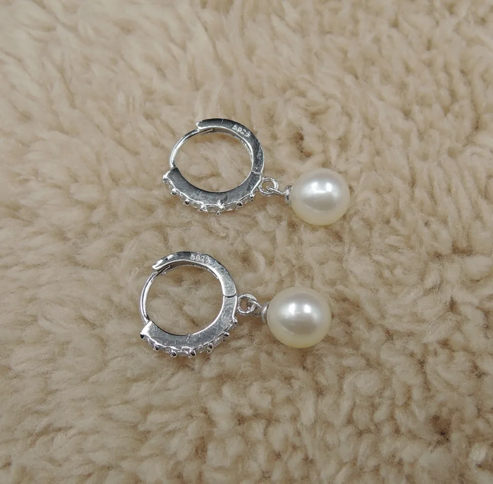 

Серьги из 100% натурального пресноводного жемчуга AAAAA с крючком из серебра 100% пробы