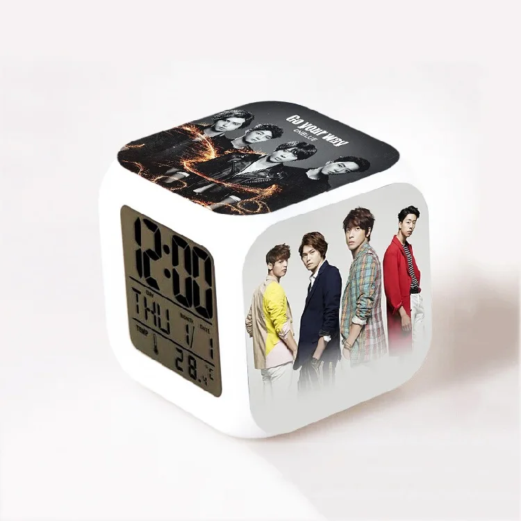 Kpop группы EXO Bigbang super junior infinite Got7 Kara LED 7 цветов вспышка меняющая ночник будильник