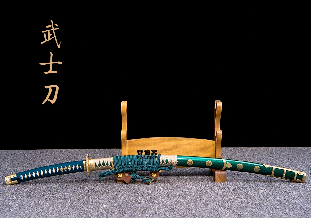 Handmade Japanese Tachi Knife Damascus Steel Samurai Katana Sword Very Sharp Japanese Tachi Knife Katana Sword Handmade