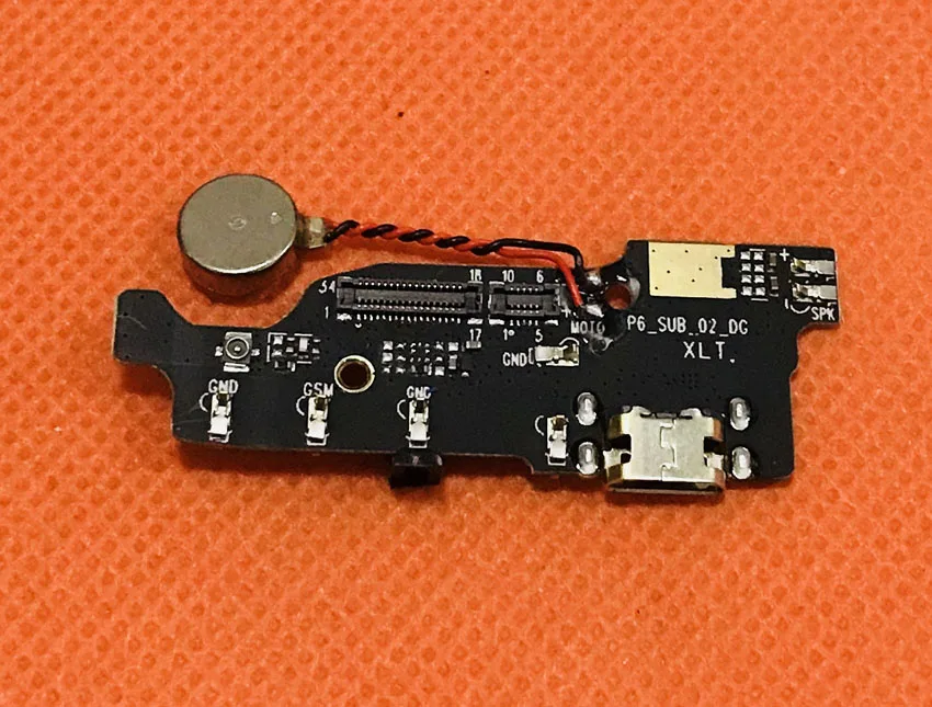 Б/у оригинальная зарядная плата с USB разъемом Для DOOGEE BL7000 MTK6750T Восьмиядерный 5
