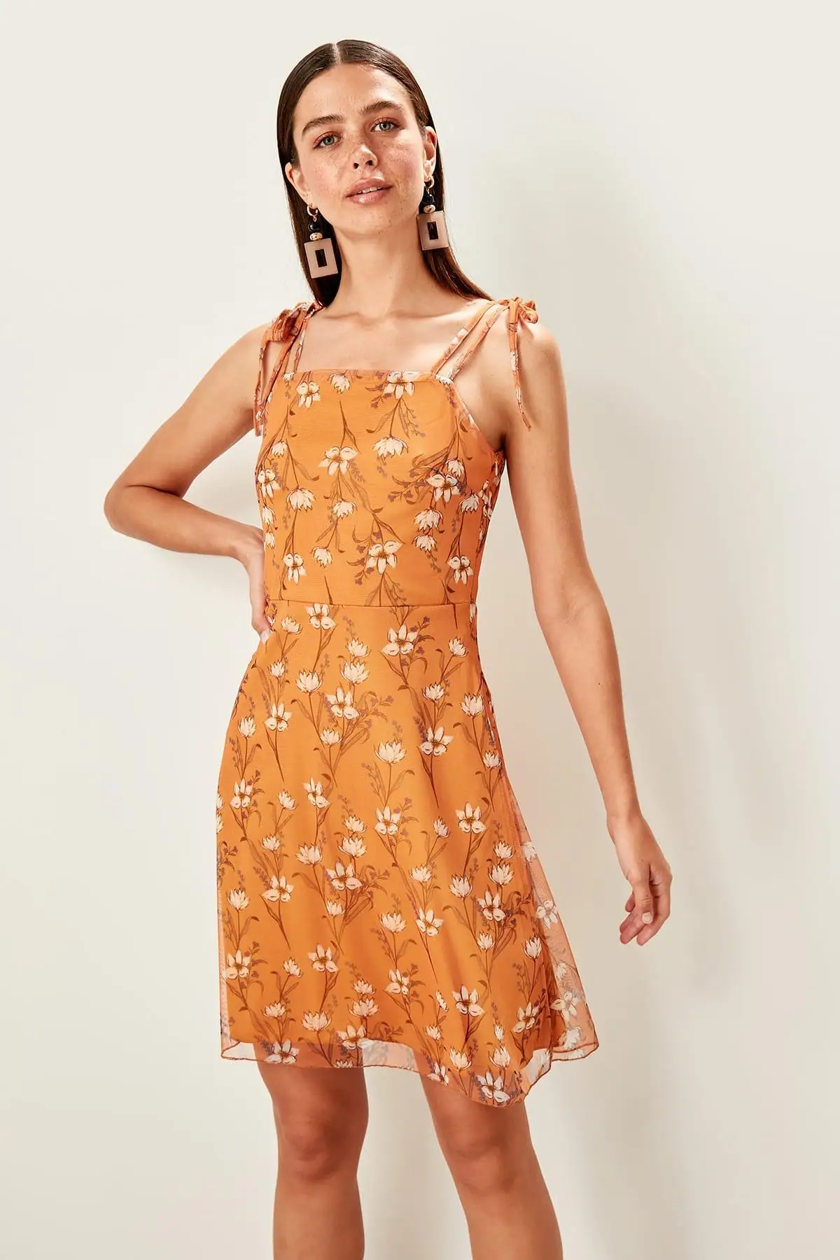 Trendyol трикотажное платье с рисунком верблюжьего цветка TWOSS19OS0110|Женские платья| |