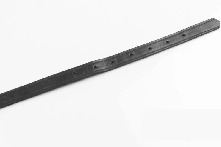 Horse Riding Leather Spur Straps Black Durable Thickened Sturdy 50cm Outdoor Equestrian Accessories With Alloy Buckle