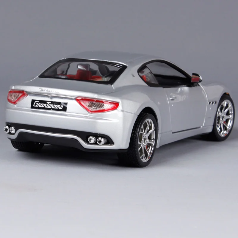 Модель автомобиля Bburago 1:24 Maserati GT Gran туризм игрушка из литая под давлением новинка