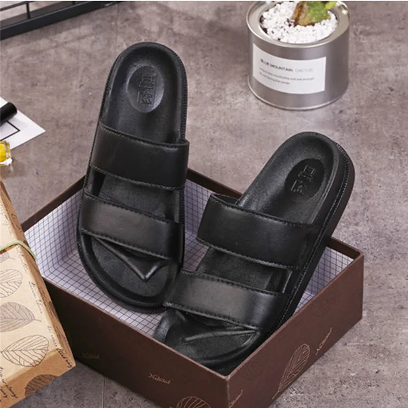 Модные мужские пляжные шлепанцы без застежки повседневная черная обувь