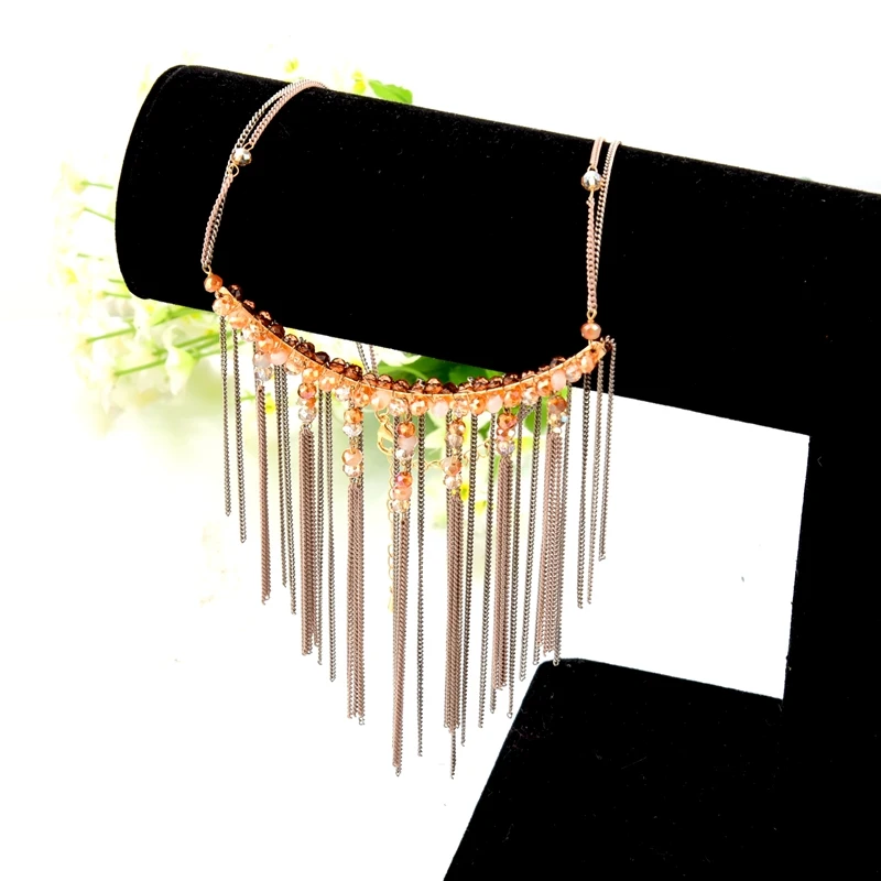 Ожерелье женское в богемном стиле с подвеской-кисточкой золотого цвета SNE160254 |