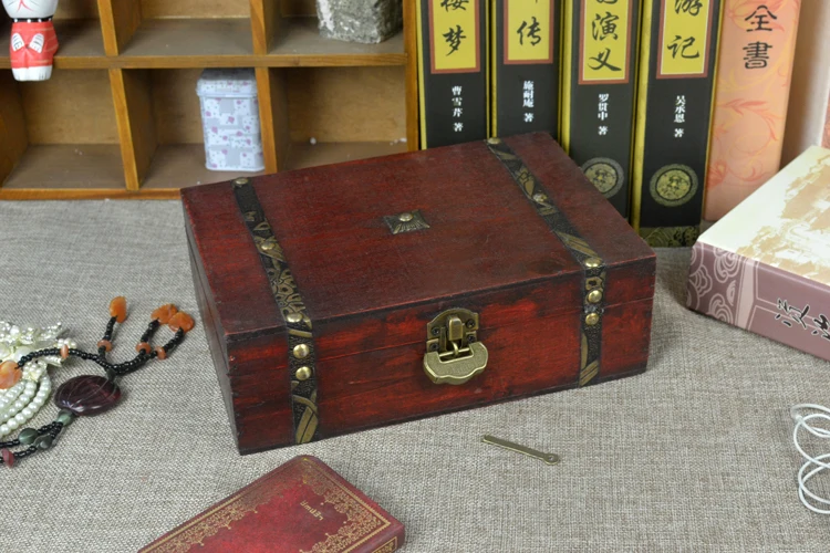 

2pcs Jewelry retro metal storage lock wooden box/ Chinese antique wooden jewelry management retro candy container