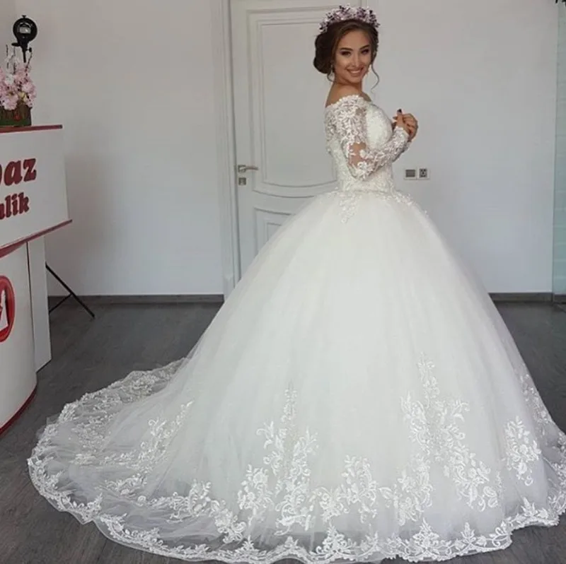 

elegant lace appliques wedding dresses ball grown custom made long sleeve muslim wedding dress
