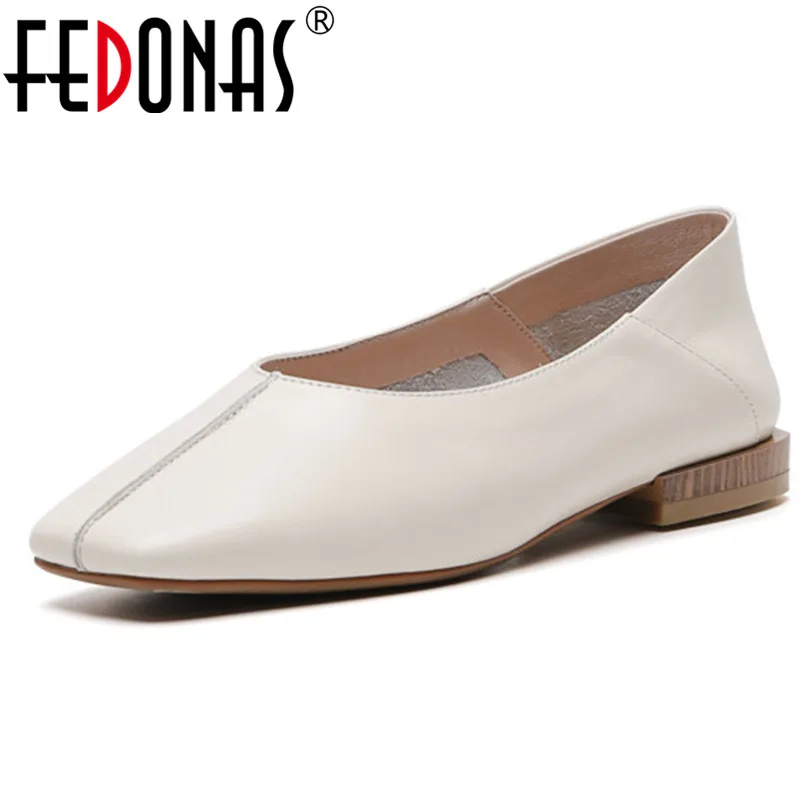 Фото Женские туфли на высоком каблуке FEDONAS классические из коровьей кожи весну лето