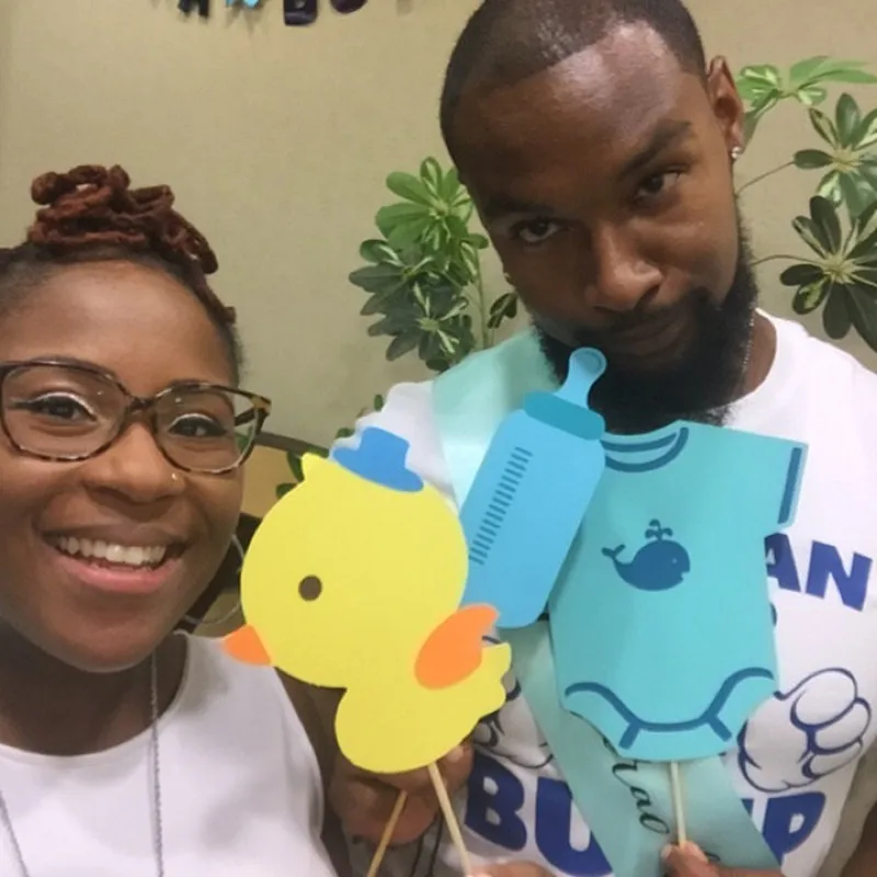 Фон для фотосъемки детей с цветными рисунками мальчиков и девочек Забавный