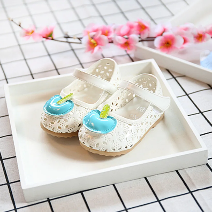 Детская обувь с вырезами Весенняя новая принцессы детская для малышей детские