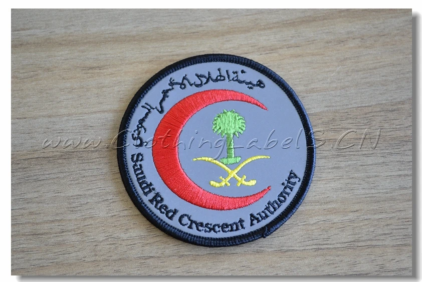 Пользовательские 3D светоотражающие этикетки для вышивки вышитые нашивки одежды