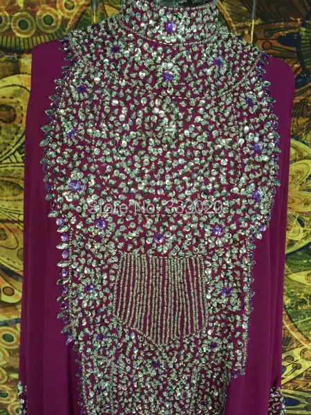 Бесплатная доставка с высоким воротом и длинными рукавами Дубай Кафтан