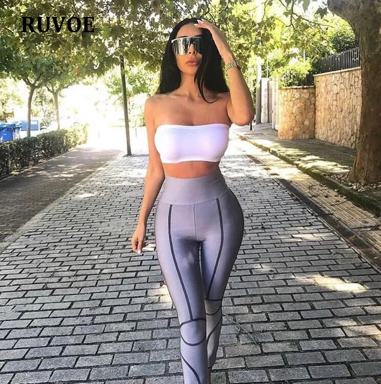 

Спортивный комплект из двух предметов для занятий спортом; дизайнерская новинка; Модный укороченный Топ без бретелек с эластичной резинкой...