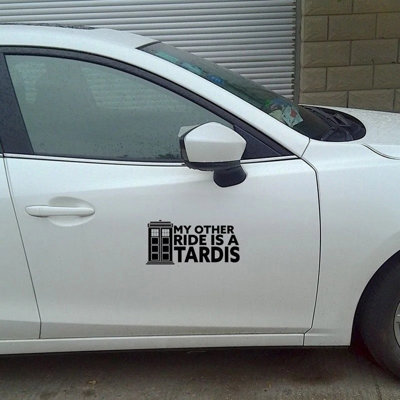My другой Ride-это Tardis виниловая наклейка, наклейка на окно автомобиля Doctor Who, автомобильные аксессуары, мотоциклетный шлем, автомобильный стиль