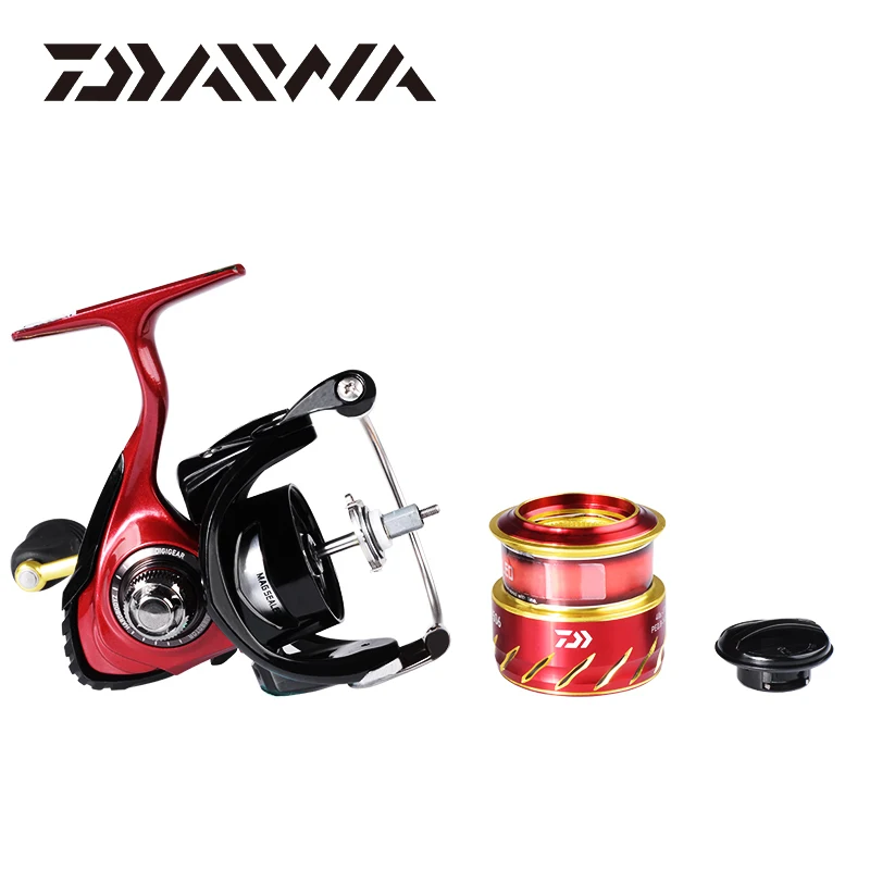 Катушка для спиннинга DAIWA CYGNUS 100% максимальное соотношение 2506: 1 3 кг 4 + 1BB