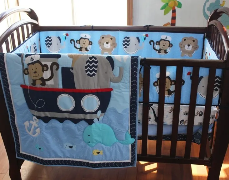 

8PCS embroidery Appliqued Baby Cot Crib Bedding set kit de berço for girl ,(4bumper+duvet+bed cover+bed skirt+diaper bag)
