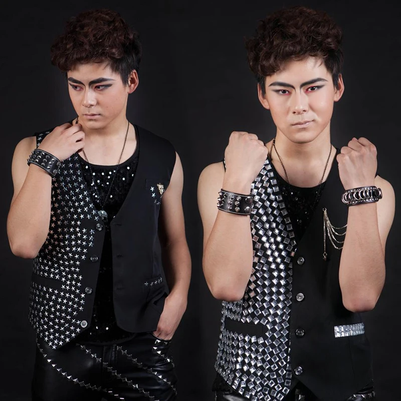 

2018 Performance wear basic shirt costume personalized silver and gold elastic paillette slim tight vest The singer's clothing