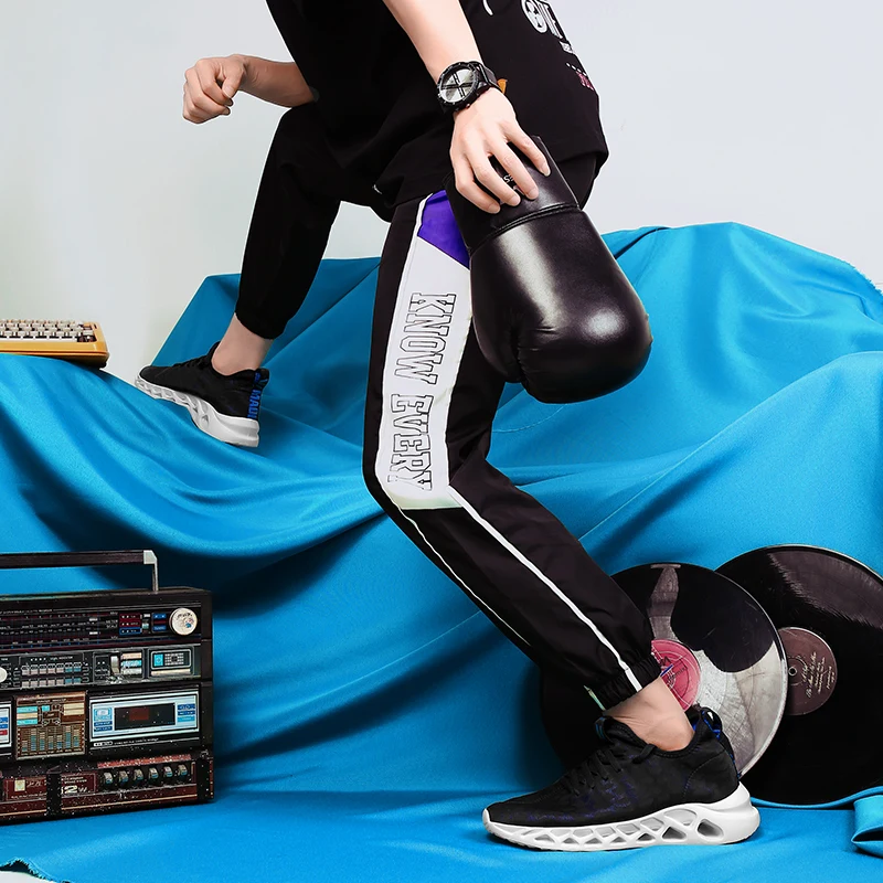 Легкие кроссовки мужская обувь спортивные дышащие мягкие удобные 2019 весна лето |