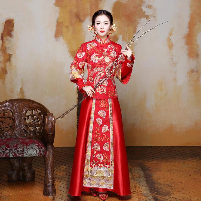 

Китайское традиционное свадебное платье Ципао красное с длинным рукавом Cheongsam вышивка платье невесты в китайском стиле оптовая продажа и б...