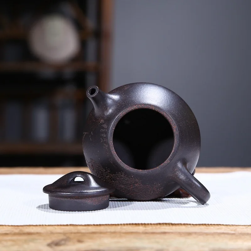 Горшочек из рифмы рекомендуется раздевать руду Мастера Черного моря все руки