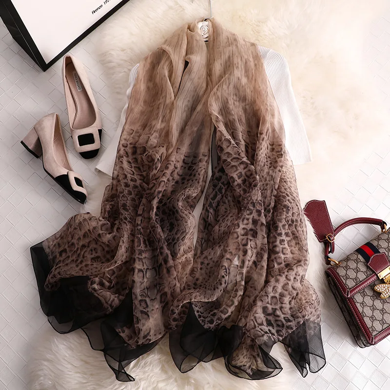 camel black edge Бренд, женский шарф, модный женский шелковый шарф с узором «крокодиловая кожа», шали и палантины, пашмины, бандана, хиджаб - Цвет: camel black edge
