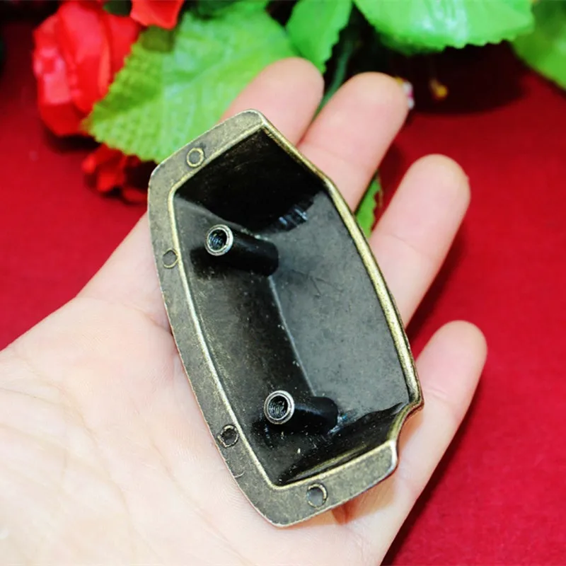 

Wholesale 70*35mm Alloy Kitchen Drawer Cabinet Door Handle Furniture Knobs Cupboard Antique Metal Shell Pull Handles,Bronze Tone