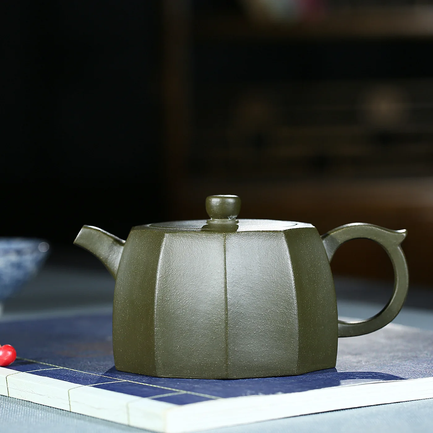 

Pottery Teapot Yixing Famous Fan Yu Jun Full Manual Raw Ore Han Jun Pot Kung Fu Tea Have Gift Infusion Of Tea Kettle Wholesale
