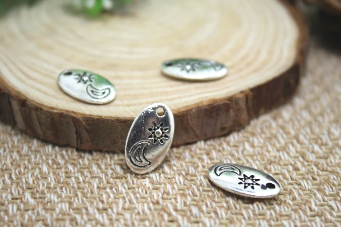 30 шт.-подвески в виде Луны и солнца античное тибетское серебряное двухстороннее