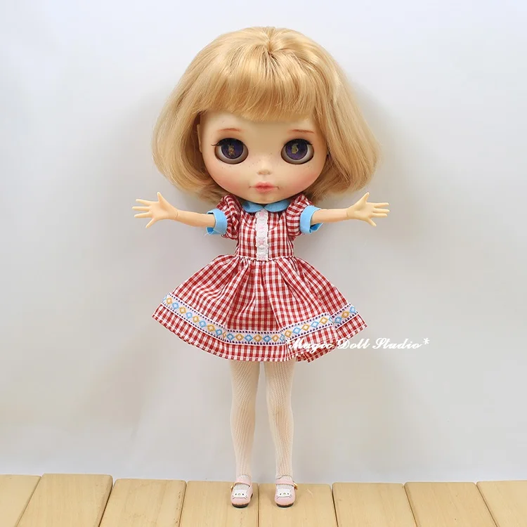 Комплект одежды для кукол Blythe красное платье в сетку колготки и сумка подходит