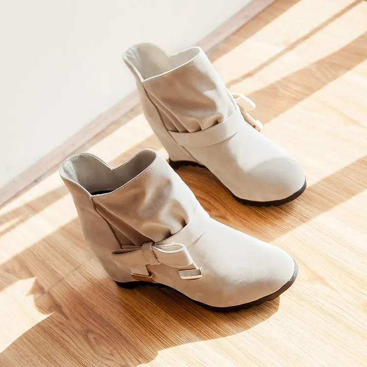 Женские замшевые ботильоны без шнуровки черные или красные повседневные ботинки