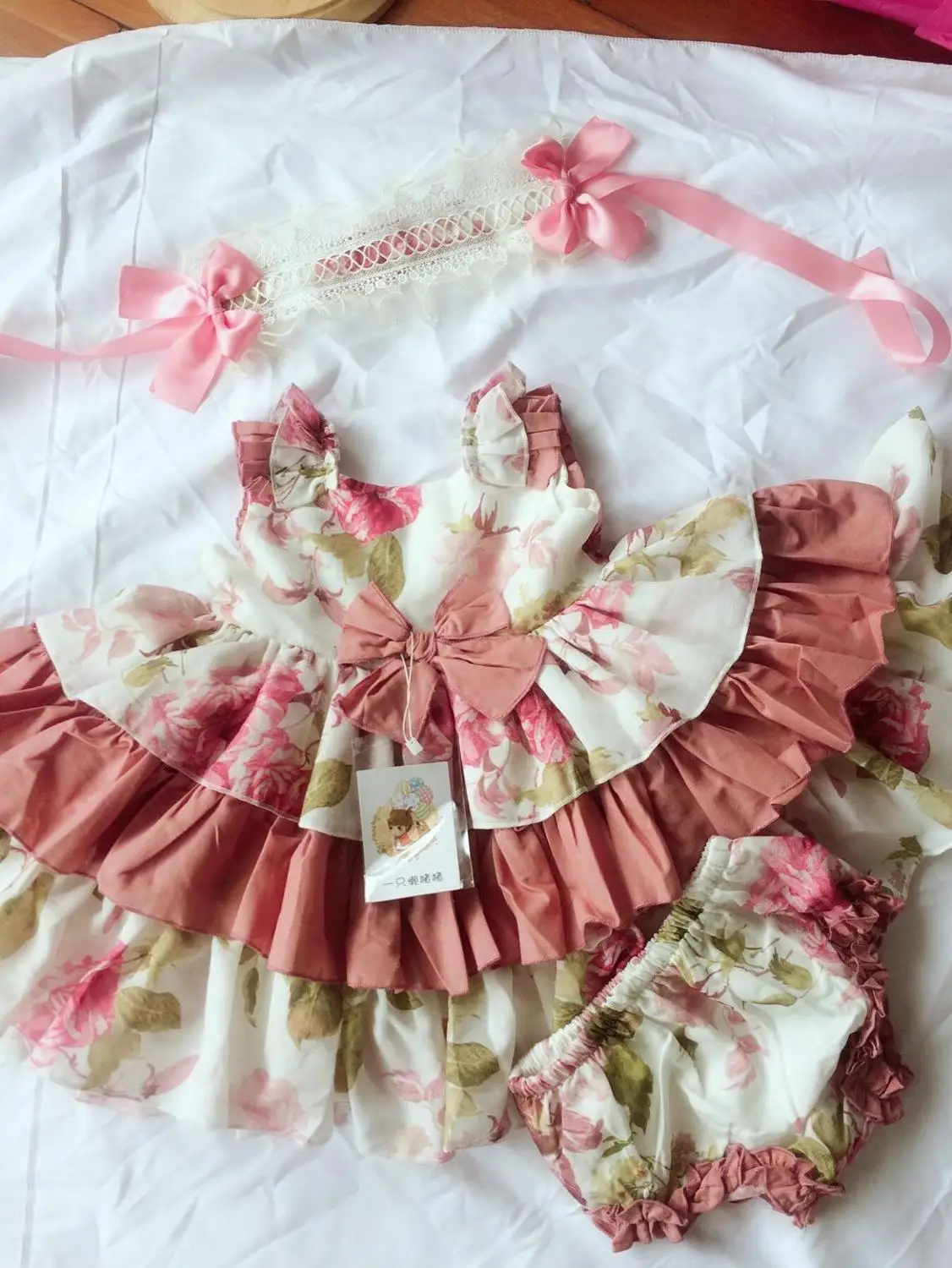 Новинка лета 2019 года испанское индивидуальное платье Цветочное из хлопка для