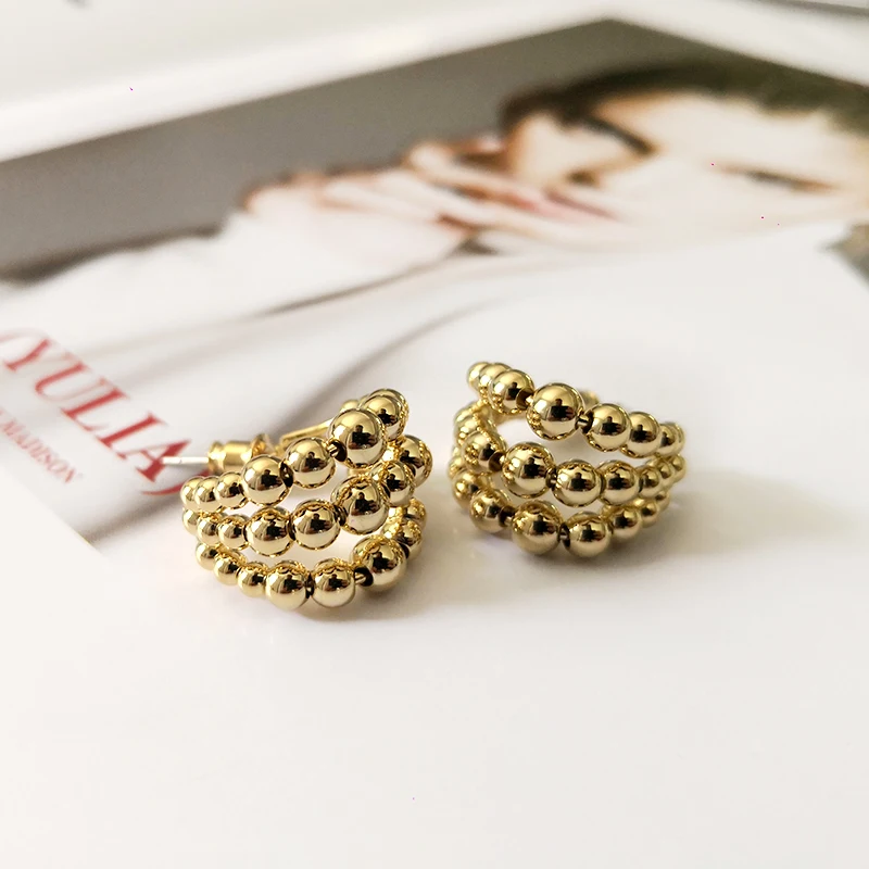 Женские трехслойные серьги-кольца Peri'sBox с золотыми шариками массивные