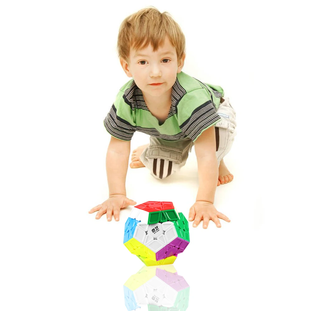 

D-FantiX Qiyi Dodecahedron Magic Cube Sculpted Stickerless Pentagonal Dodecahedron Speed Cube(Qiheng S Version) Puzzle Toys