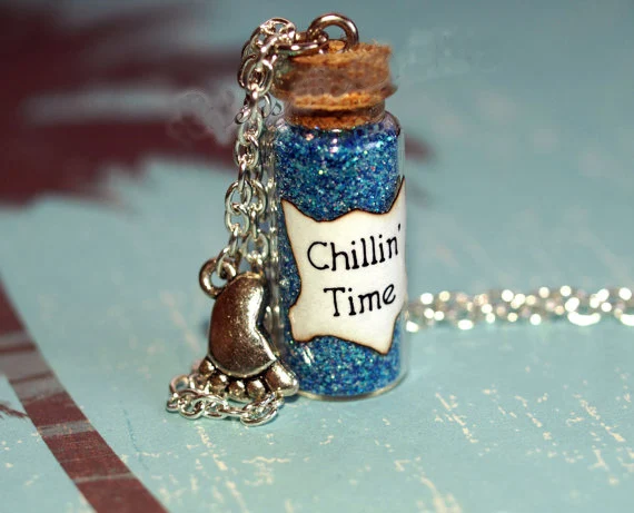 

12pcs/lot Beach Bottle Necklace, Chillin' Time Necklace with a barefoot Charm, Time to Relax Beach Jewelry Hang Necklace