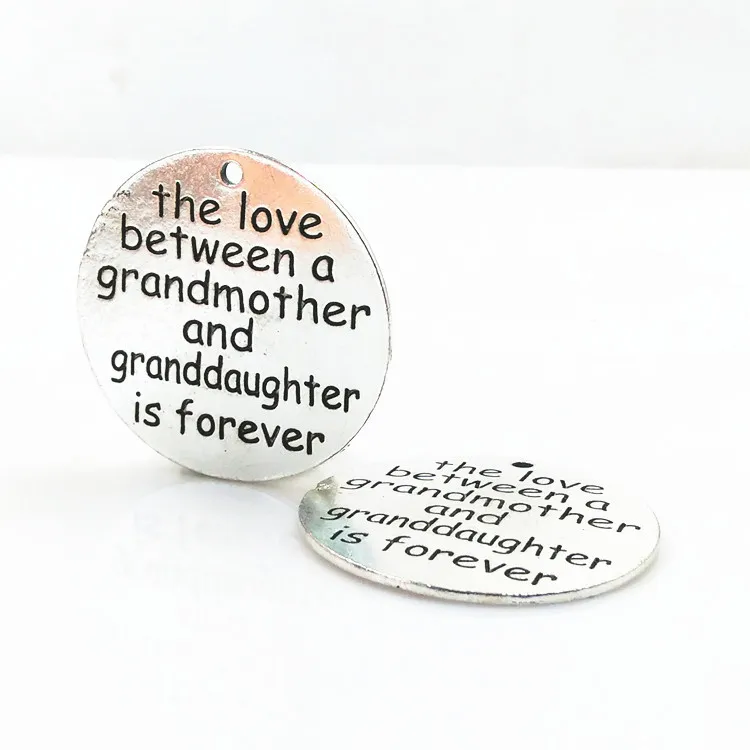 

10 Pieces/Lot 32mm letter printed the love between a grandmother and granddaughter is forever massage pendant charm for jewelry